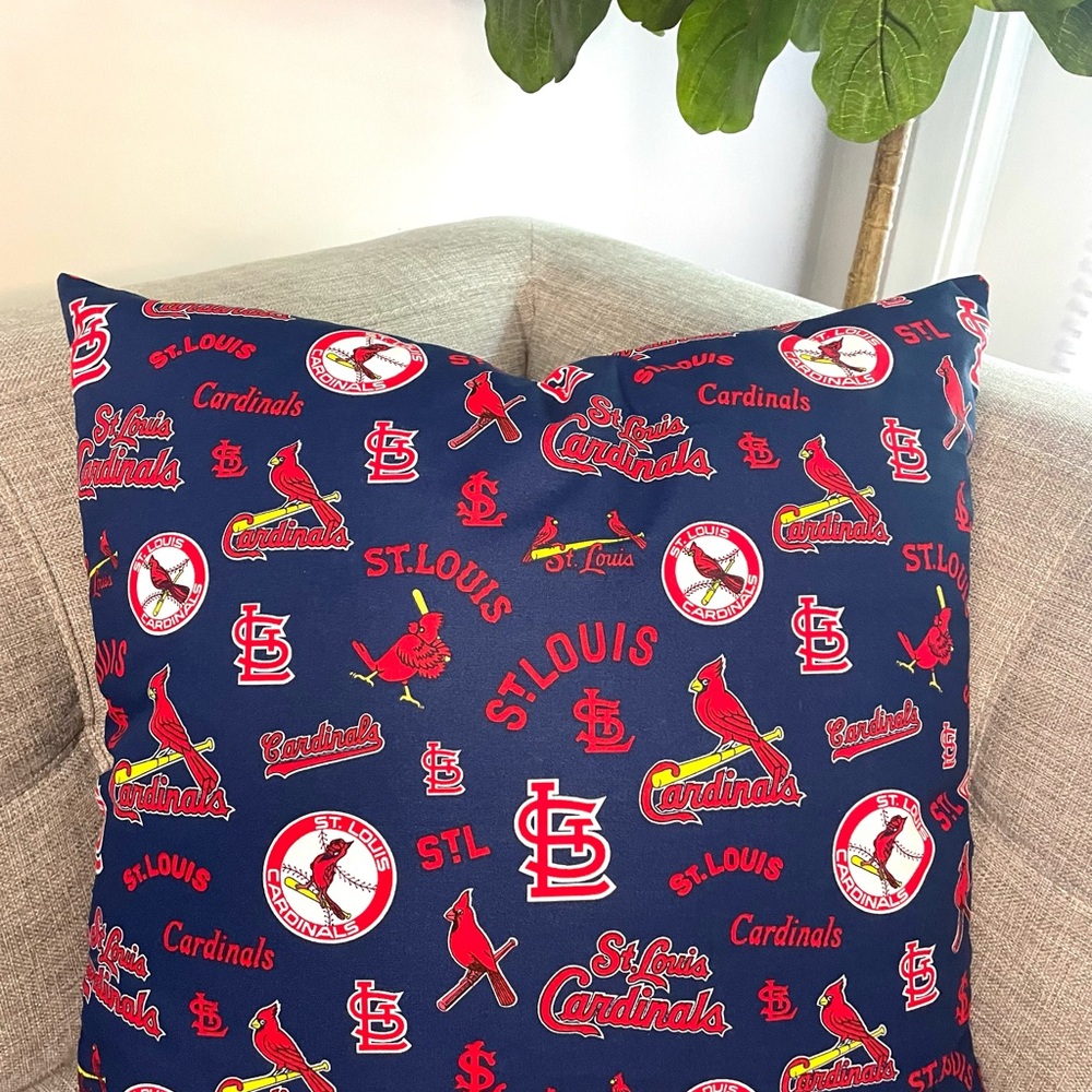 Brand New St. Louis Cardinals Custom Made Themed Pillow